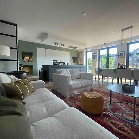 Apartment Trendy Spacious, Canal Terrace Amsterdam